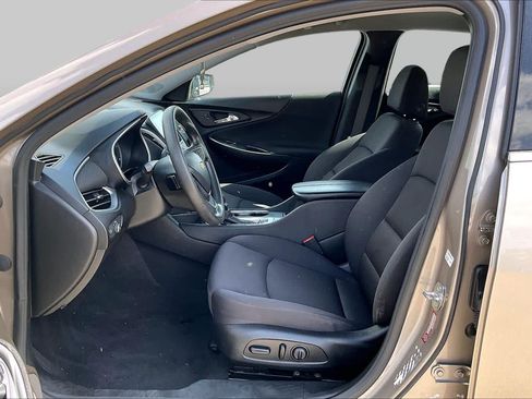 Used 2023 Chevrolet Malibu LT w/ Driver Confidence Package FWD image 8