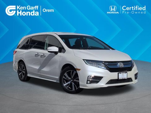 Used 2018 Honda Odyssey Elite image 1
