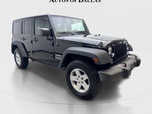 Used 2015 Jeep Wrangler Unlimited Sport w/ Quick Order Package 24S AWD/4WD image 4