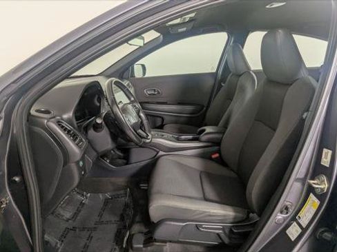 Used 2020 Honda HR-V Sport image 14