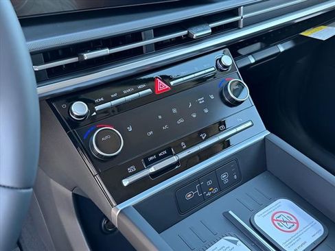 New 2026 Hyundai Santa Fe SEL FWD image 23