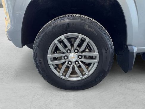 Used 2023 Chevrolet Colorado LT w/ LT Convenience Package II image 23