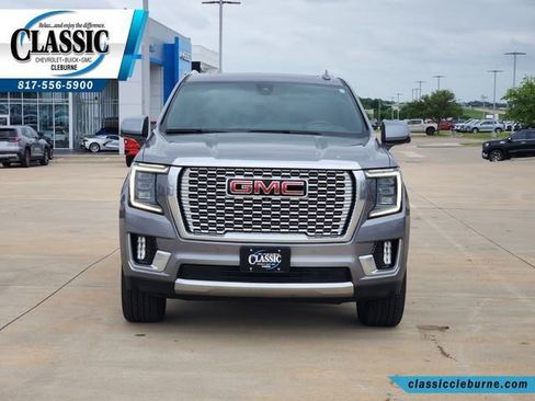 Used 2021 GMC Yukon Denali w/ Denali Ultimate Package RWD image 5
