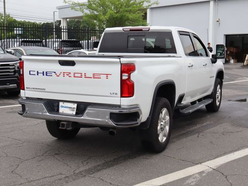 Used 2022 Chevrolet Silverado 2500 LTZ w/ LTZ Plus Package AWD/4WD image 11