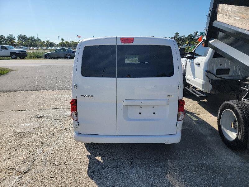 Used 2015 Nissan NV200 SV w/ Technology Package FWD image 5