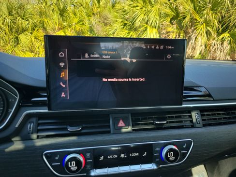 Used 2023 Audi A4 2.0T Premium w/ Convenience Package image 24