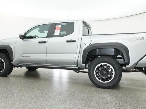 New 2026 Toyota Tacoma TRD Off-Road image 21