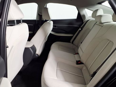 Certified 2024 Hyundai Sonata SEL FWD image 13