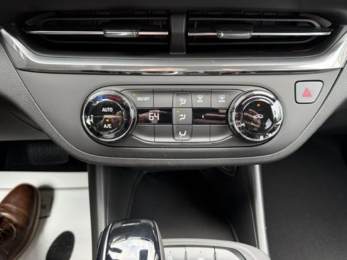 New 2026 Buick Envista Preferred FWD image 16