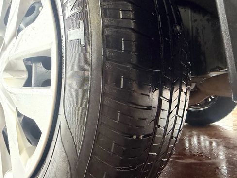 Used 2015 Nissan Rogue S image 27