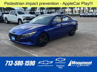 Used 2023 Hyundai Elantra SEL w/ Convenience Package