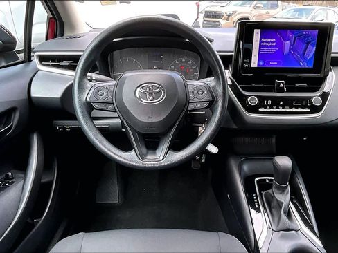 Used 2023 Toyota Corolla LE FWD image 6