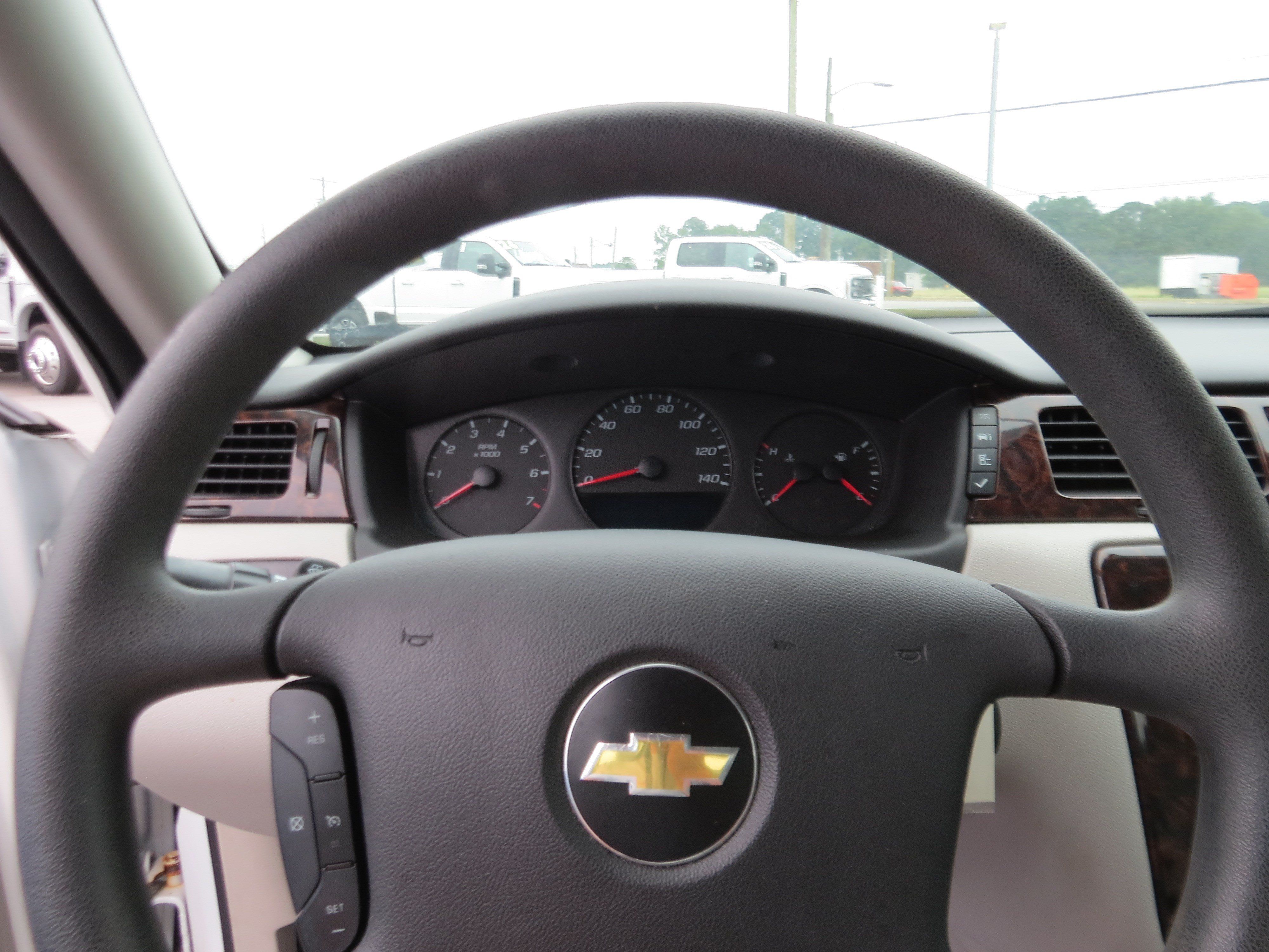 Used 2016 Chevrolet Impala Limited LS FWD image 13