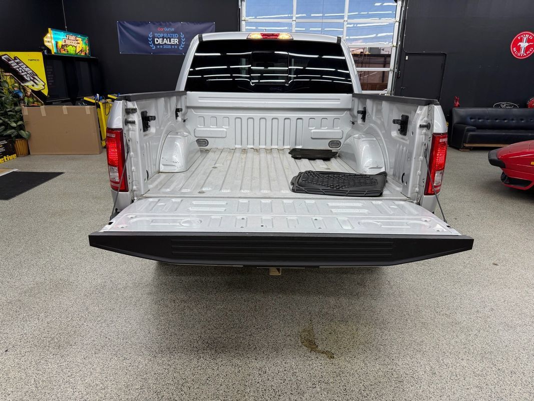 Used 2016 Ford F150 XLT w/ Equipment Group 302A Luxury AWD/4WD image 15