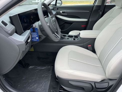 New 2026 Hyundai Sonata SE FWD image 10