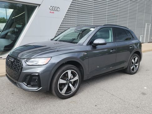 Used 2023 Audi Q5 2.0T Premium Plus w/ Premium Plus Package AWD/4WD image 1