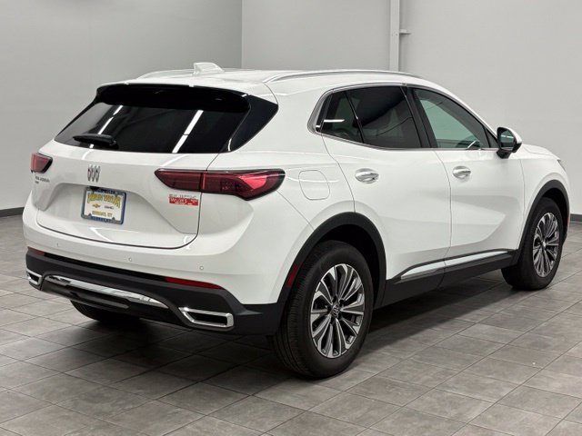 Used 2025 Buick Envision Preferred AWD/4WD image 2