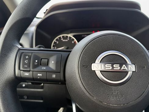 Certified 2023 Nissan Rogue SV image 25