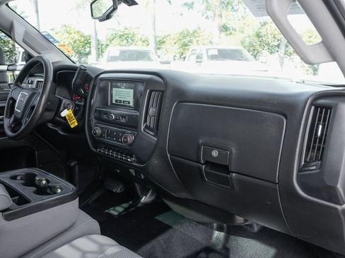 Used 2018 GMC Sierra 3500 2WD Regular Cab w/ Sierra Convenience Package image 28