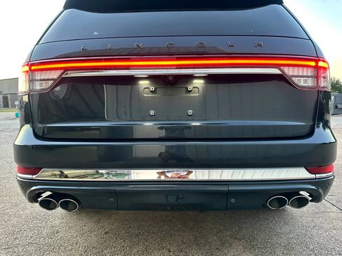 Used 2020 Lincoln Aviator Black Label AWD/4WD image 6