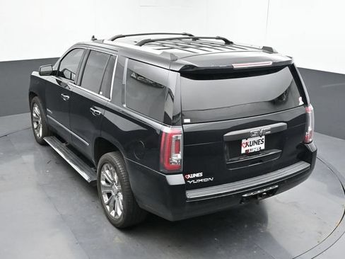 Used 2018 GMC Yukon Denali w/ Denali Ultimate Package AWD/4WD image 19