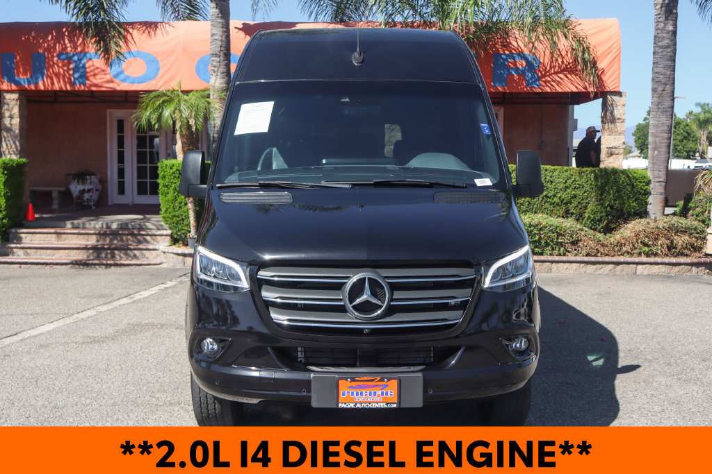 Used 2023 Mercedes-Benz Sprinter 2500 image 3
