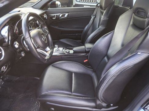 Used 2019 Mercedes-Benz SLC 300 image 13