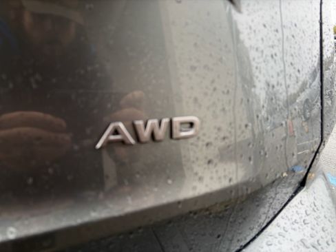 Used 2024 Nissan Rogue S image 20