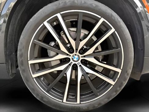 Used 2023 BMW X5 xDrive40i w/ M Sport Package image 10