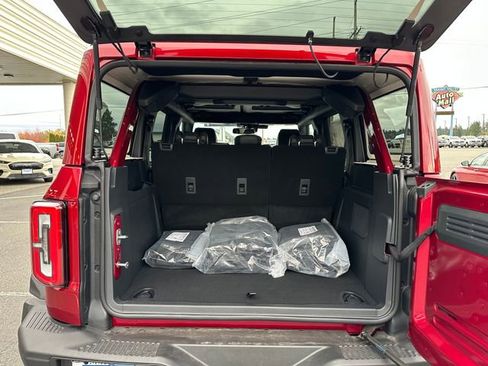 New 2025 Ford Bronco Badlands image 24