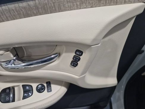 Certified 2023 Nissan Murano SL w/ SL Moonroof Package AWD/4WD image 12
