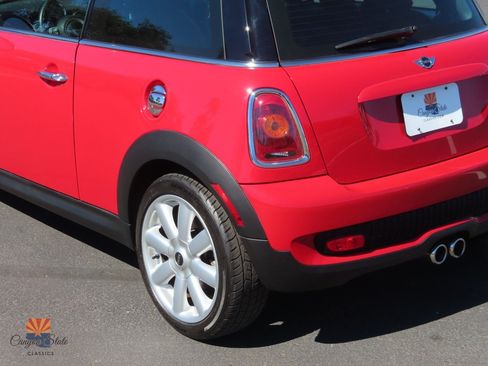 Used 2007 MINI Cooper S image 17