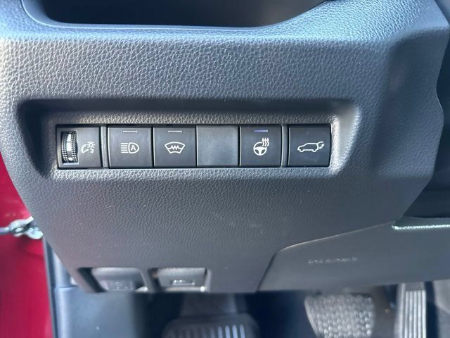 Used 2023 Toyota RAV4 XLE Premium AWD/4WD image 25
