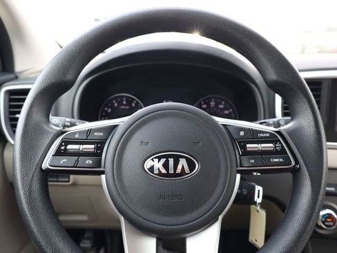 Used 2020 Kia Sportage LX w/ LX Popular Package image 16