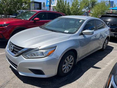 Used 2018 Nissan Altima 2.5 S w/ S Convenience Package FWD image 1