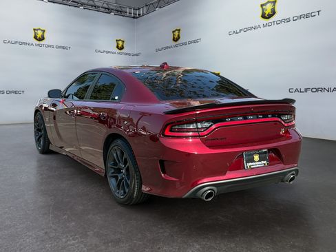 Used 2020 Dodge Charger Scat Pack w/ Navigation & Travel Group RWD image 3
