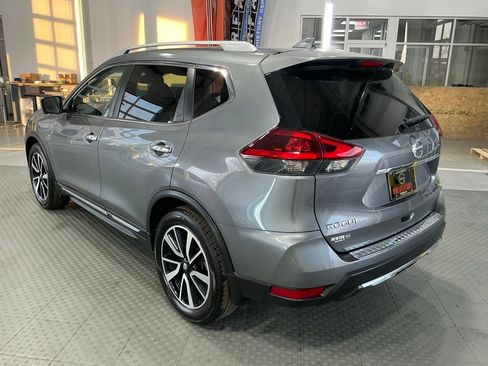 Used 2018 Nissan Rogue SL w/ Premium Package image 22
