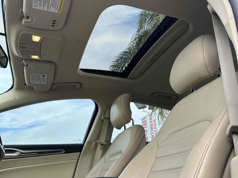 Used 2014 Ford Fusion SE w/ Equipment Group 202A image 29