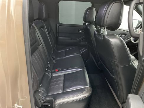 Used 2022 Nissan Frontier PRO-4X w/ Pro-4X Premium Package AWD/4WD image 27