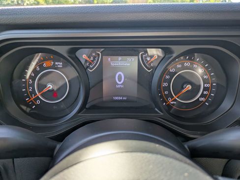 Used 2024 Jeep Wrangler Sport AWD/4WD image 26
