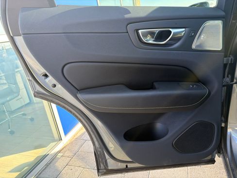 Used 2019 Volvo XC60 T8 R-Design w/ Advanced Package AWD/4WD image 21