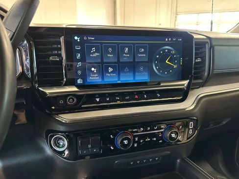 Used 2024 Chevrolet Silverado 2500 LT w/ Safety Package image 32