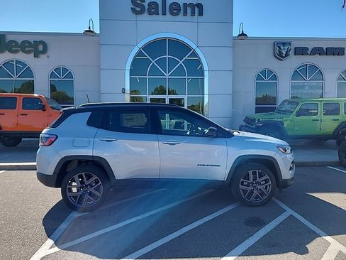 New 2026 Jeep Compass Limited AWD/4WD image 1