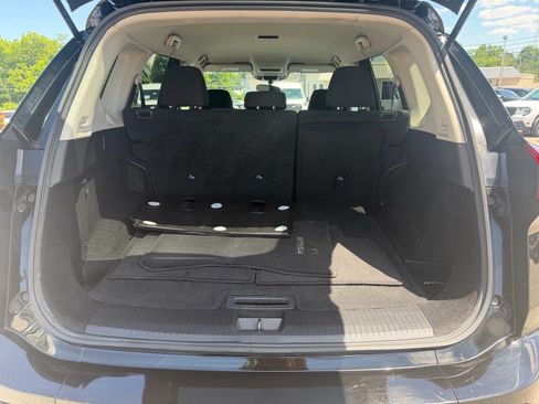 Used 2024 Nissan Rogue S AWD/4WD image 47