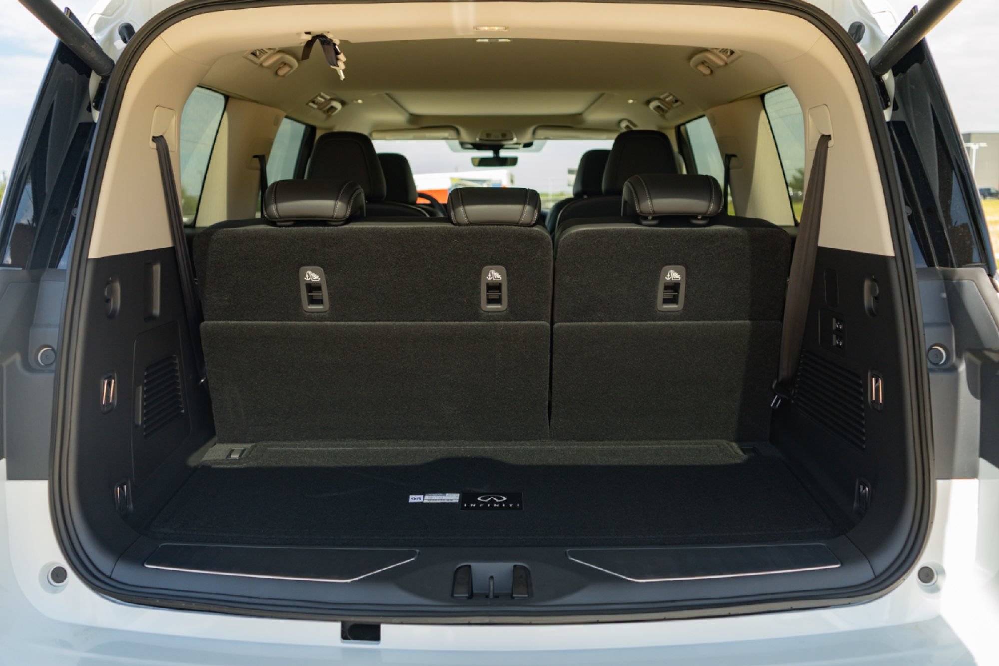 New 2027 INFINITI QX80 Pure RWD image 24