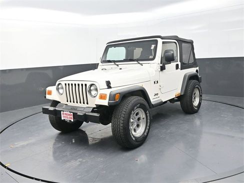 Used 2004 Jeep Wrangler X w/ Wheel Plus Group image 3