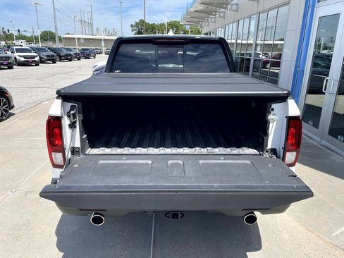Certified 2023 Honda Ridgeline Black Edition image 9