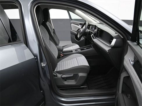 New 2026 Volkswagen Tiguan S image 14