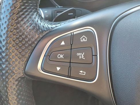 Used 2019 Mercedes-Benz GLC 350e GLC 350e image 22