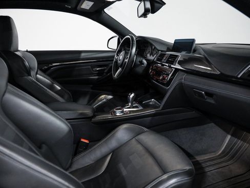 Used 2019 BMW M4 Coupe w/ Competition Package image 28